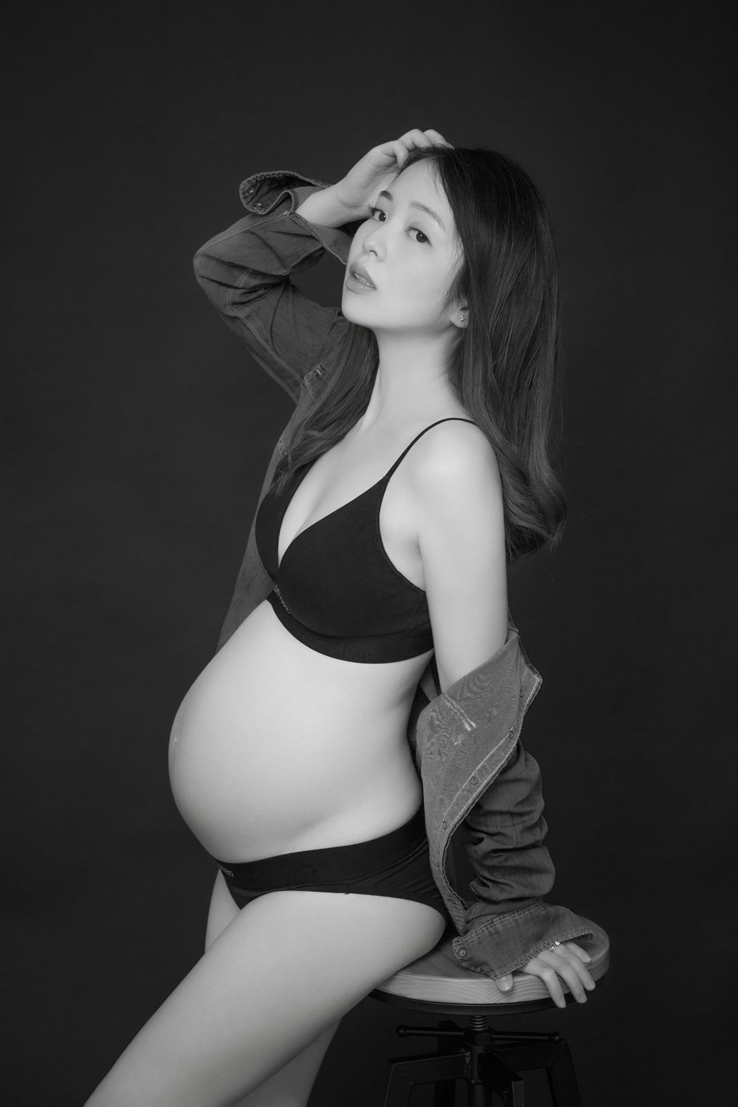 孕婦照 · 黑白風