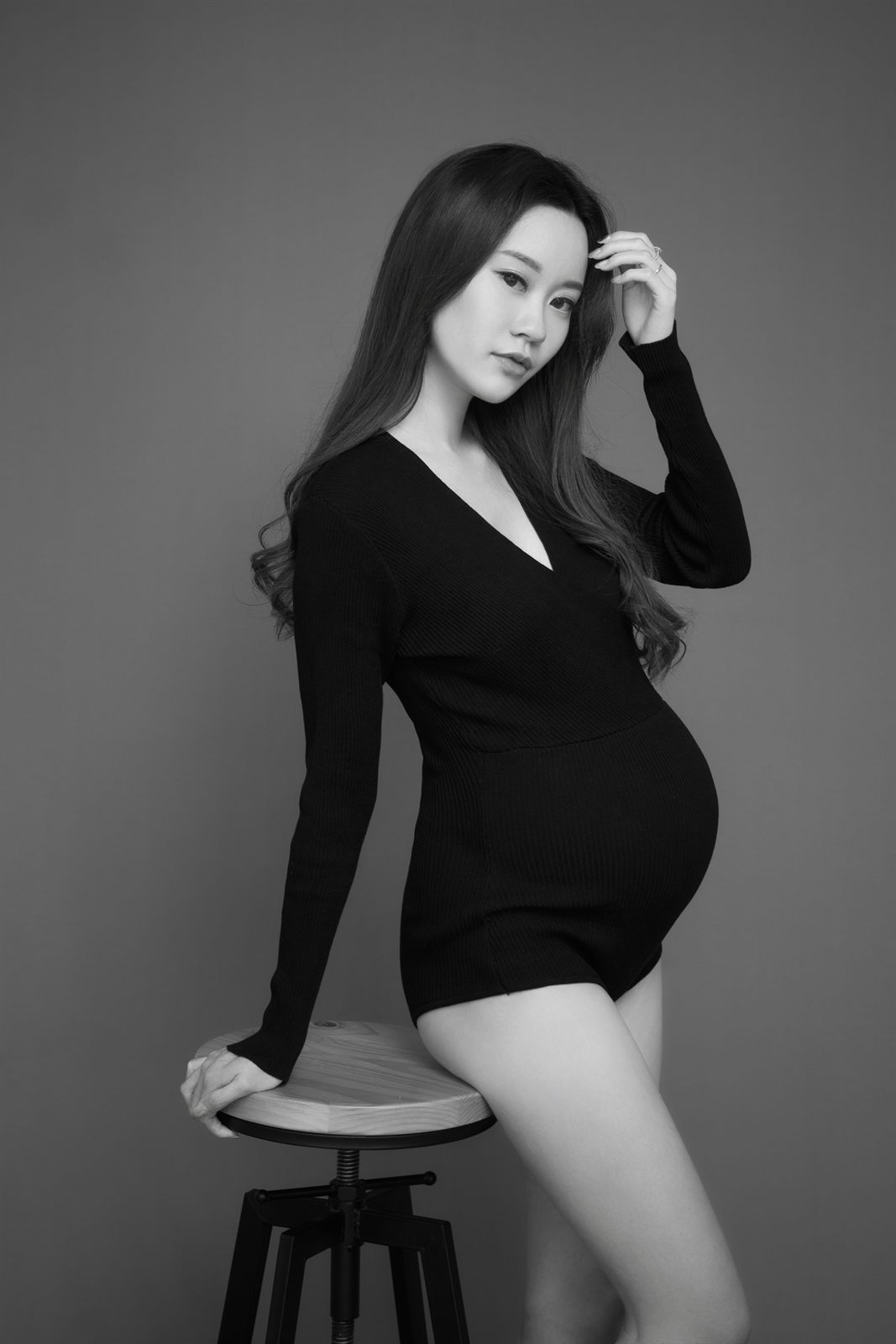 孕婦照 · 黑白風