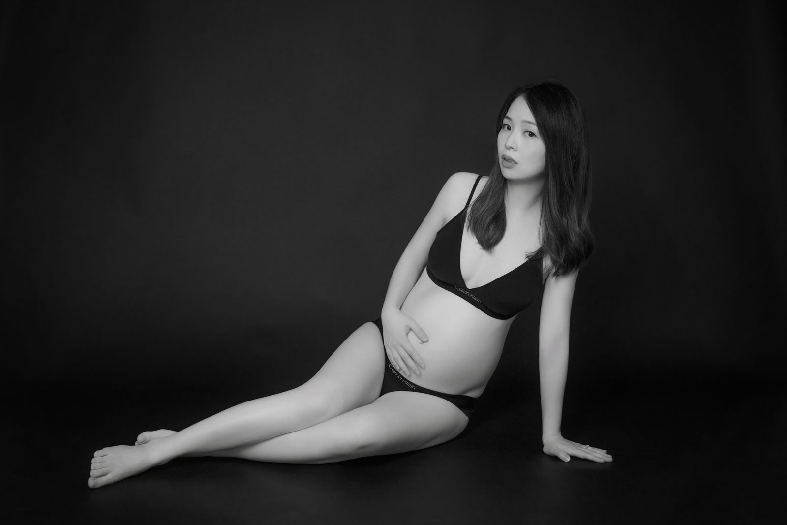 孕婦照 · 黑白風